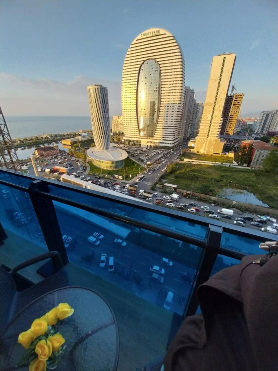 Apart-Hotel Orbi City Batumi Exterior photo