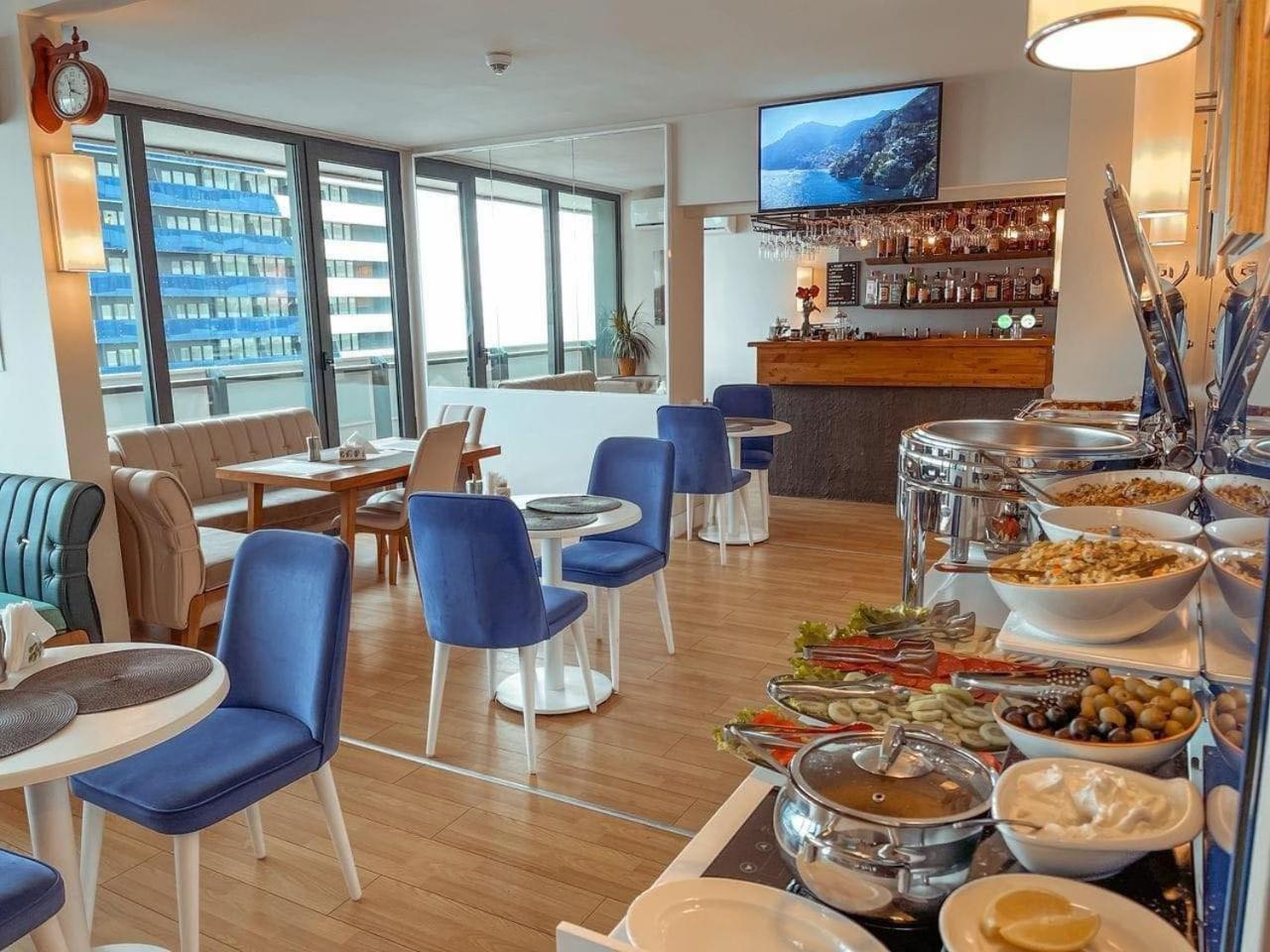 Apart-Hotel Orbi City Batumi Exterior photo