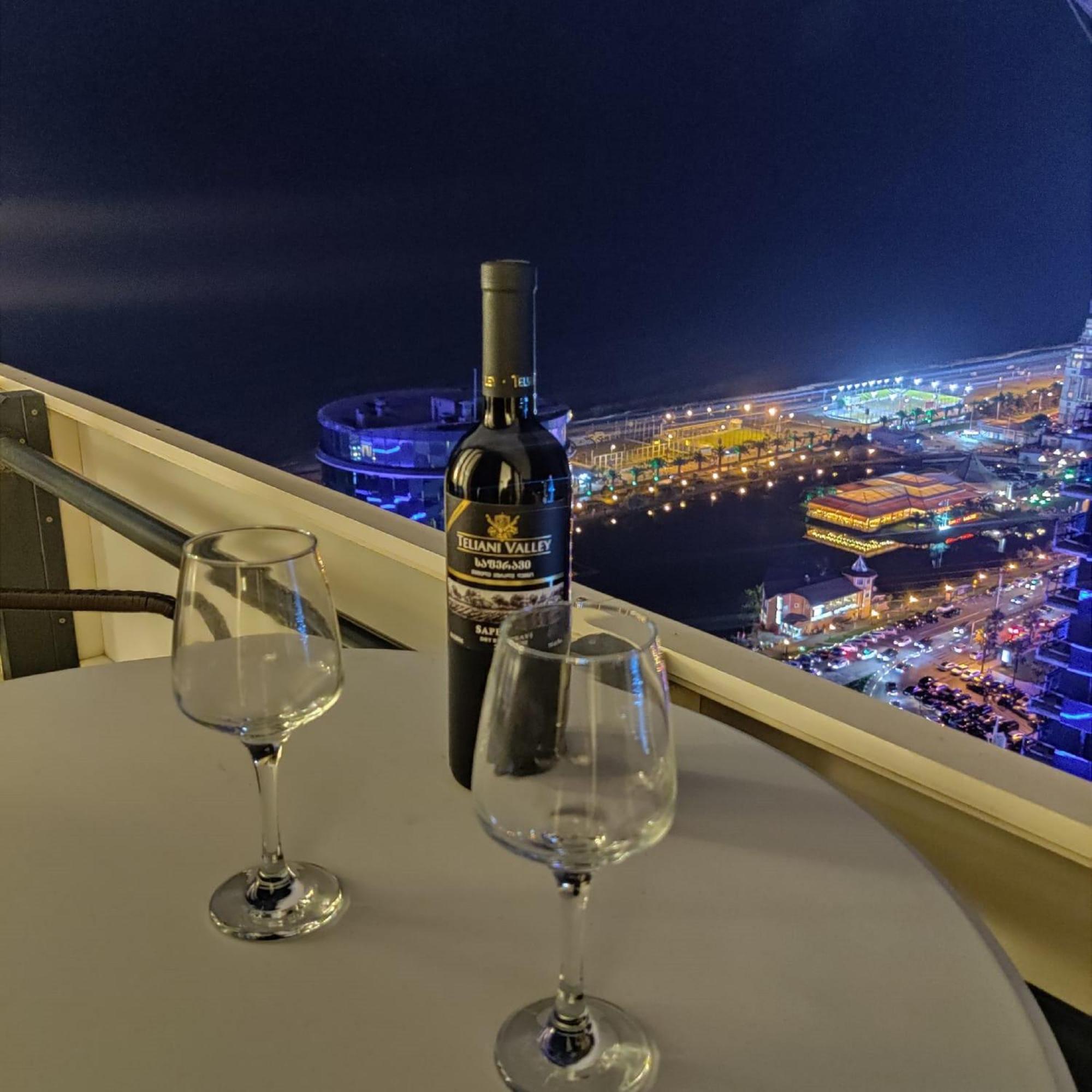 Apart-Hotel Orbi City Batumi Exterior photo