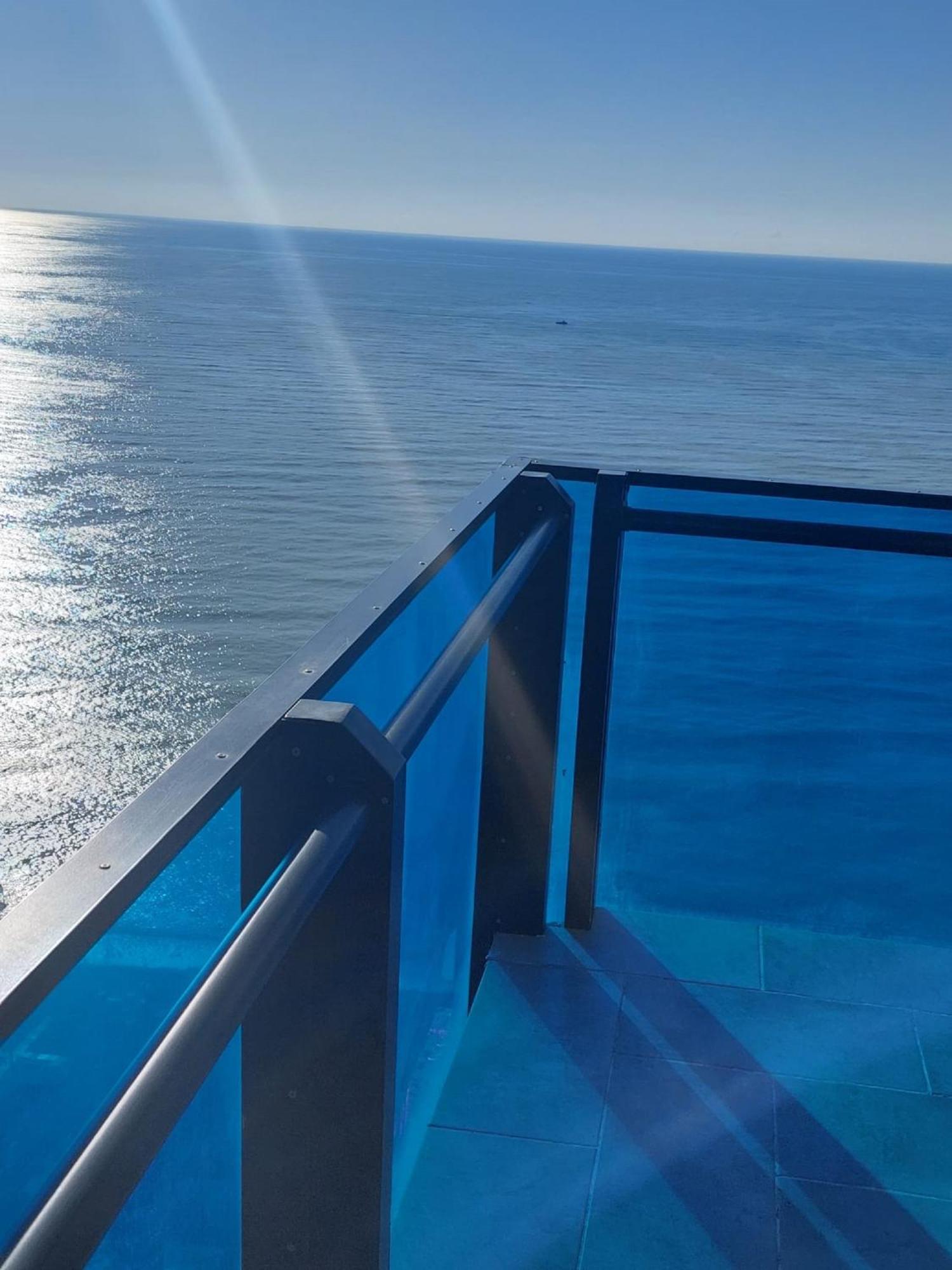 Apart-Hotel Orbi City Batumi Exterior photo