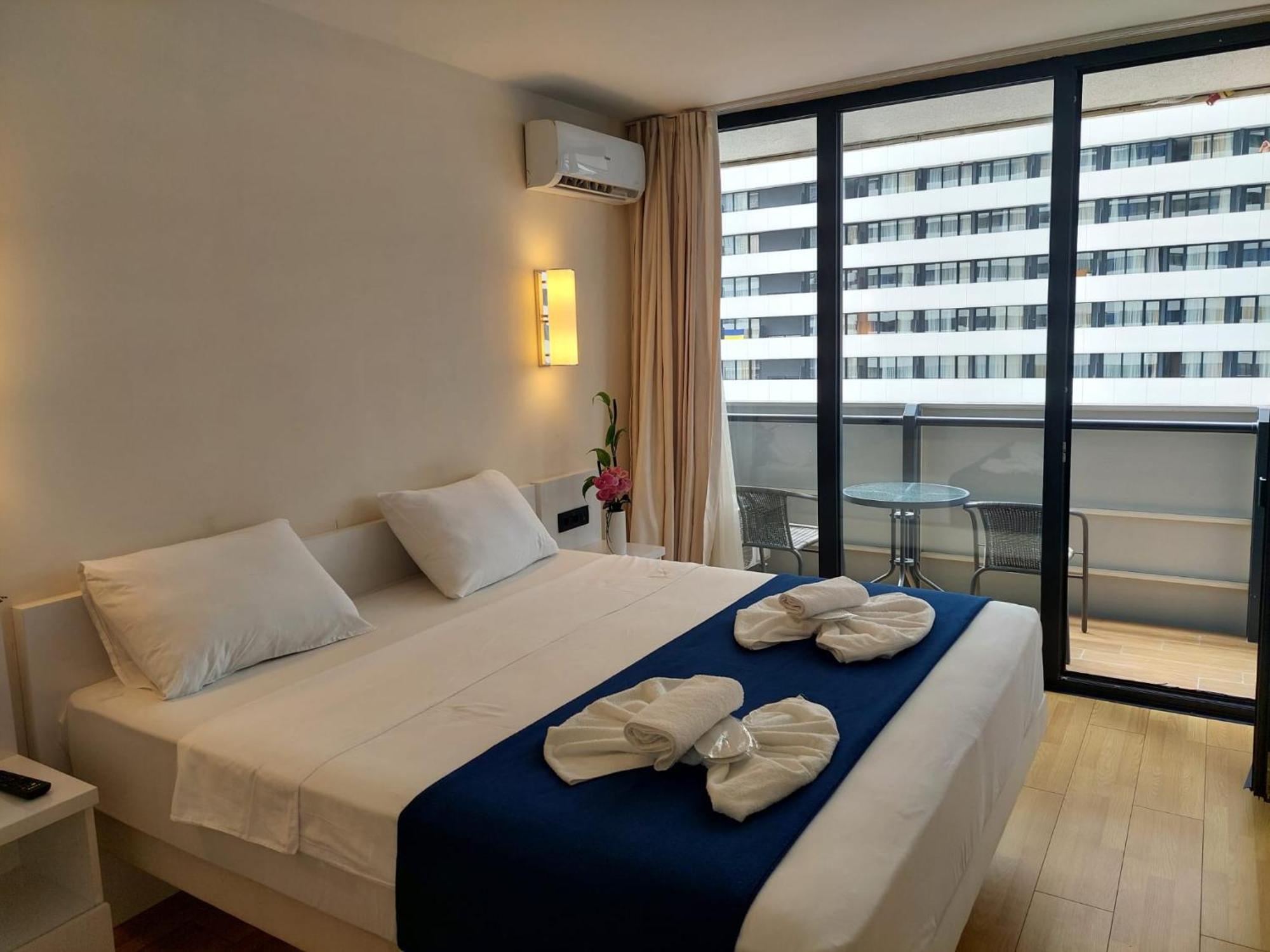 Apart-Hotel Orbi City Batumi Exterior photo